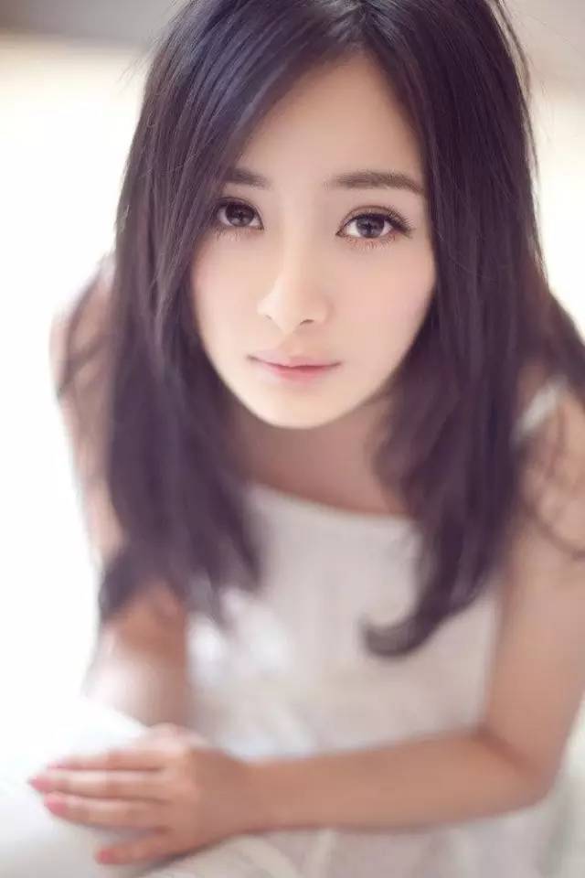 96间房主跳舞 雨夜俱乐部